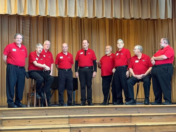 Read more about the article Picnic at the Ballpark with Smokyland Barbershop Chorus